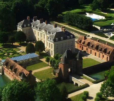 Domaine De Belesbat 4*